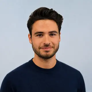 Vincent, author of MovingToDubai.org